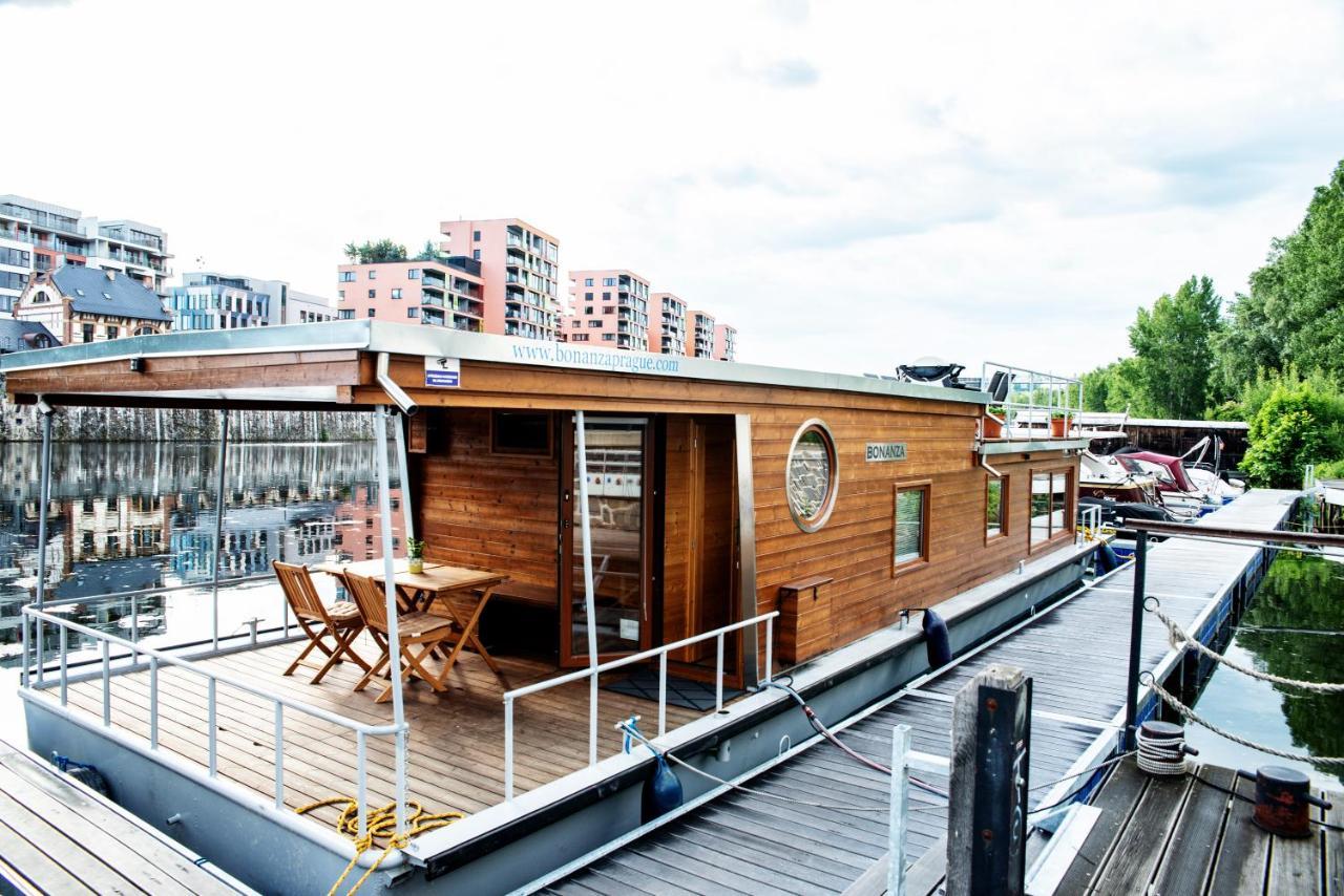 Houseboat Bonanza Prague Hotel Buitenkant foto